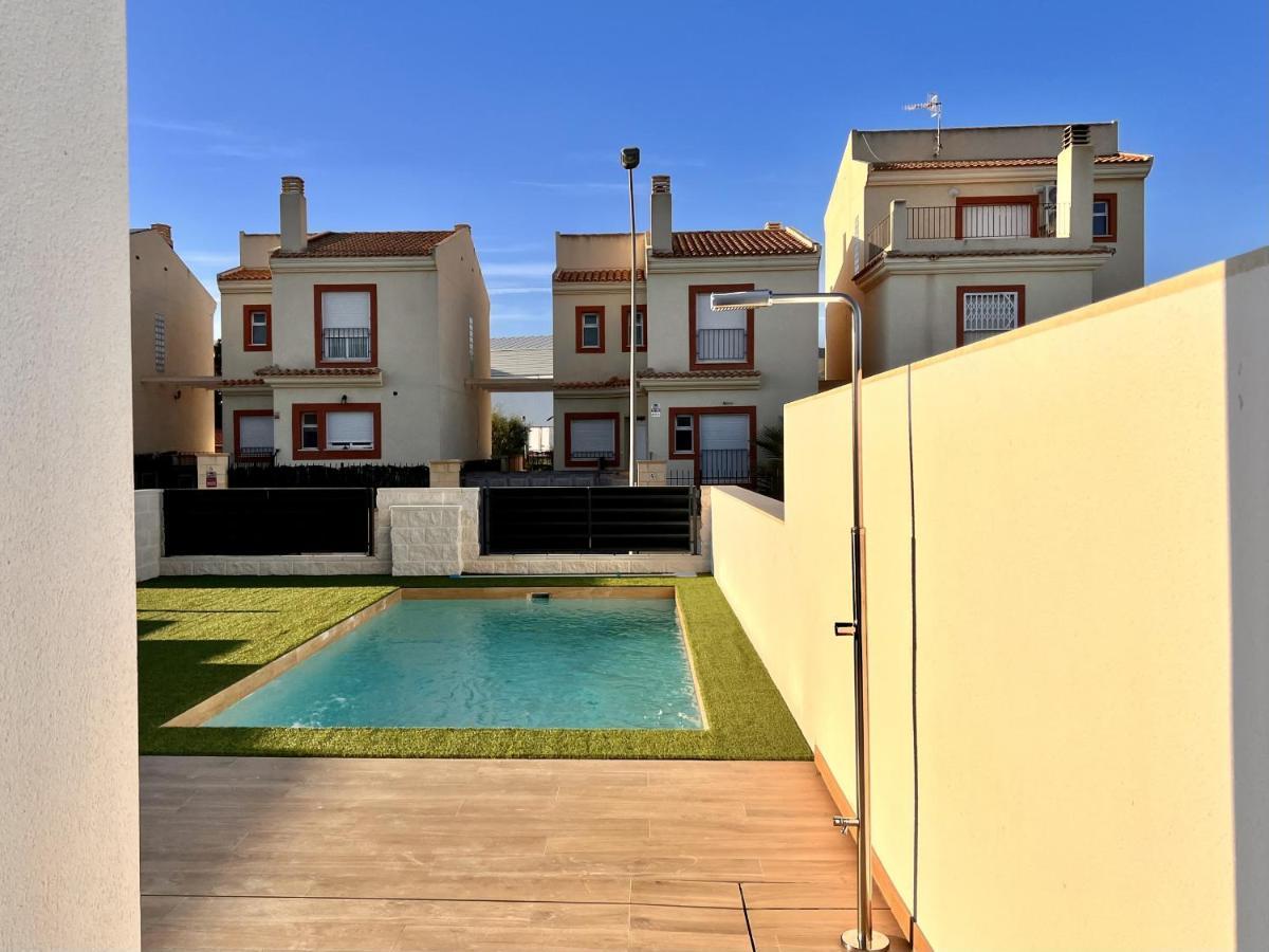 La Masion De Tout Seasonal Rental 엘 캄펠로 외부 사진
