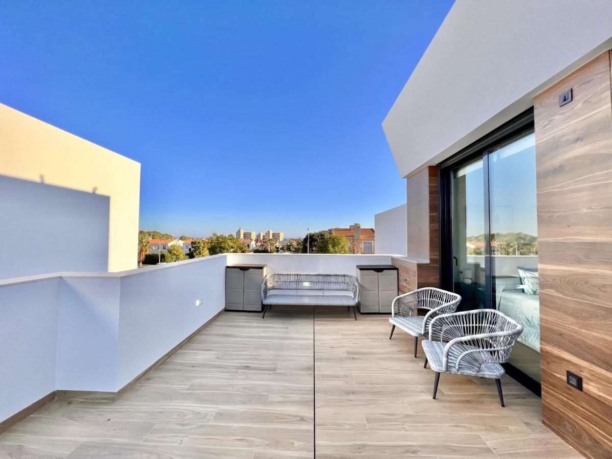 La Masion De Tout Seasonal Rental 엘 캄펠로 외부 사진