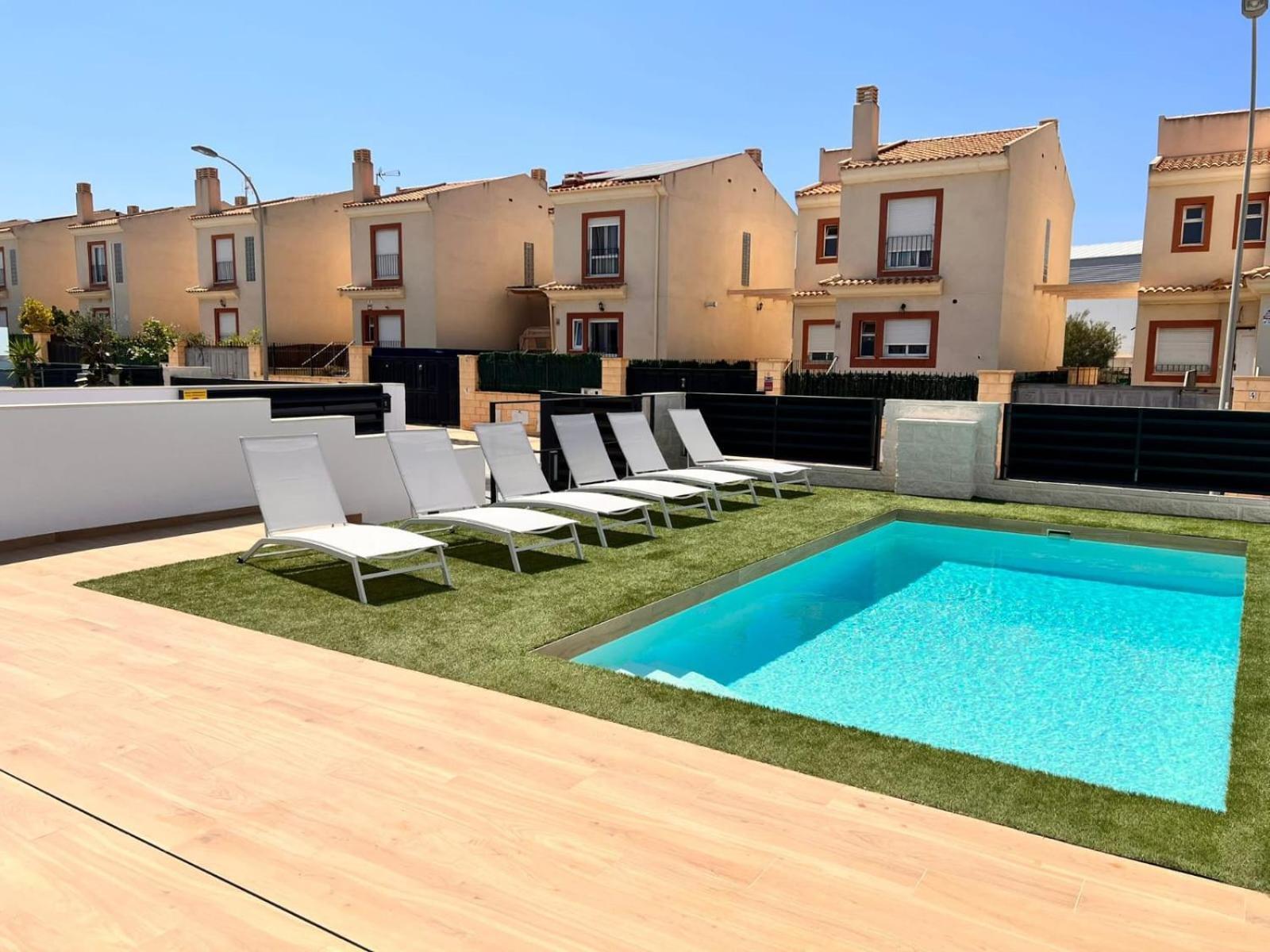 La Masion De Tout Seasonal Rental 엘 캄펠로 외부 사진